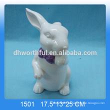 Conejo de cerámica blanco encantador para la decoración